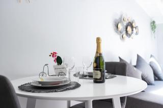 300 m from metro M3-Netflix-Wi-Fi - Milan - 1