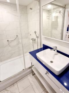Orbi Hotel Rooms - Batoemi - 5