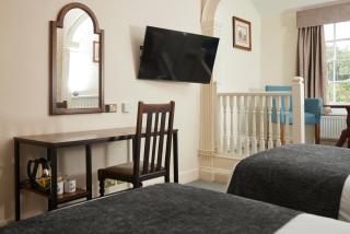 Bull Hotel by Greene King Inns - Long Melford - 1