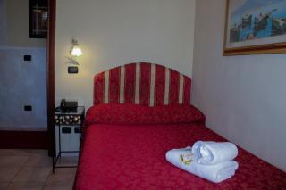 Hotel Sicilia - Milan - 6