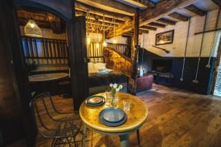 The Shergar Suite - 6