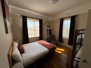 Penfold Cottage CBD Launceston Invermay - Launceston - 4