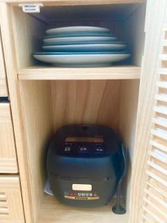 木と漆喰のモダンな部屋 - Tokyo - 5