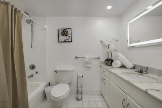 Studios in Brickell with Pool, Gym, free parking and Game Room - Miami - 2