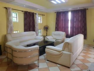 Spacious 3 bedroom Duplex - 8