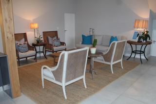 Stunning 5 Bed House with Golf Course & Sea Views in Zimbali Estate - 3