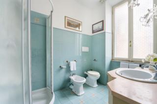 Casa Tudor, Charmy Eccentric Flat in Piccola Londra 10 Min from City Center - Roma - 7