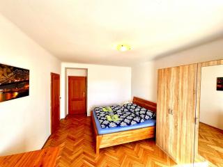 The Cozy Corner - Prague - 6