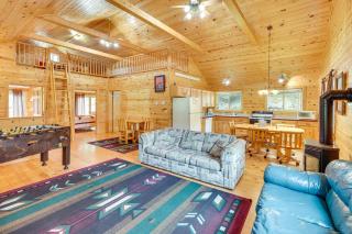 Wraparound Deck and Grill Deadwood Cabin - Deadwood - 5