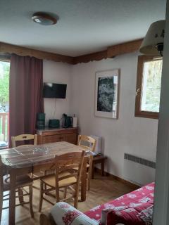 Puy St Vincent 1800 - appt 6 pers - près des pistes - Puy-Saint-Vincent - 8