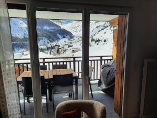 La détente, vues, espaces le tout dans une décoration superbe - Auron - 2