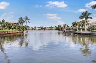 Waterfront pool home just steps to Tigertail Beach - 9