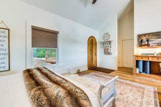 Beautiful Lakefront Studio Dock, Fire Pit, Kayak - Acworth - 5