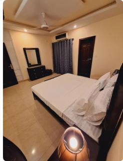 3 BDR Contemporary E11 heaven - 4