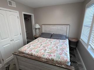 Beach Block Parking Modern Decor Porch - Brigantine - 5