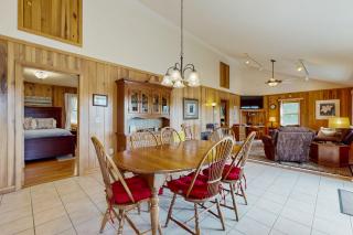 Jim's Hideaway - Penrose - 6