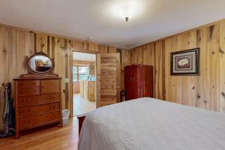 Jim's Hideaway - Penrose - 1
