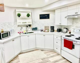 Luxury Fully Renovated Guest House - fully private - Mississauga - 7