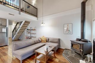 2 Bed 2 Bath Apartment in Carnelian Bay - 6