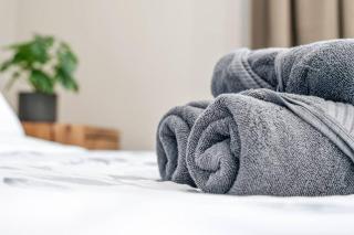 Modern Studio Unit - Close to DT - 8