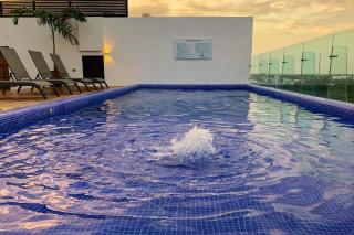 Luxe Top-Floor Incredible Roof Pool at Complex - 7