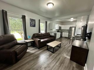 Pitcher's Paradise Apt 1-All Star Baseball Rentals - Oneonta - 5