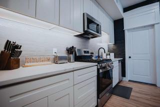 Festive Soulard 4BR w Patio & Amenities - Soulard - 3