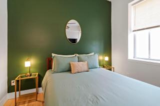 Mardi Gras Hideaway Cozy 2BR in Soulard - 7