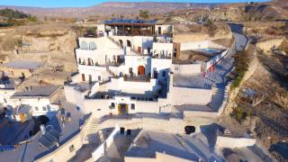 Artium Cave Hotel - 1