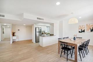 Family Friendly Retreat - Pool - Putting Green - Tempe - 7