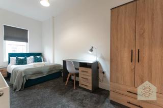 Fairhurst House - Leigh - 6