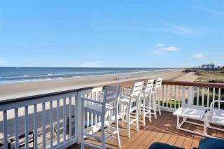 SA101 Beachfront directly on the sand! - 8