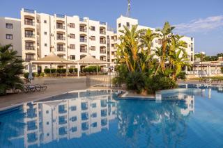 Seagull Hotel Apartments - 6