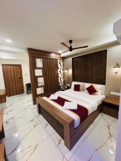 Shanthi Tourist Home - Pathanāmthitta - 9