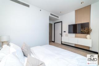 Mordern Burj khalifa View 2bd - 1