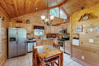 Rustic Charm - Sautee Nacoochee - 3