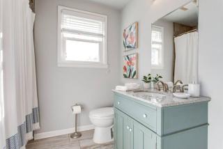 Outdoor Living Hot Tub Minutes to Franklin 3 bed - 8