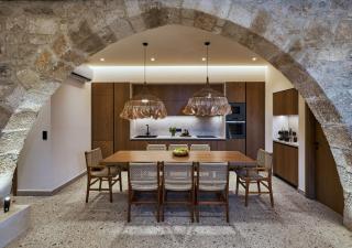 Kaptara Premium Villa, Plunge Pool & Jacuzzis - Koutouloufari - 3