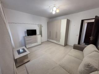 Brisc Cozy Corner - Oradea - 0