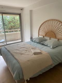 Charmant 2 pièces vue sur jardin - Saint-Cloud - 8