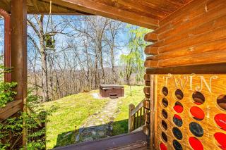 Two Cubs Cabin - Bryson City - 1