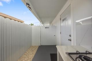 Nice,Stylish King Bed Studio - Miami Gardens - 2