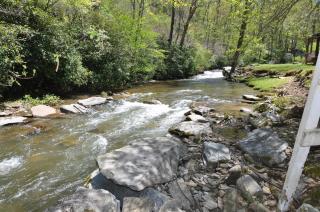 Waterfall Hideaway - Bryson City - 7