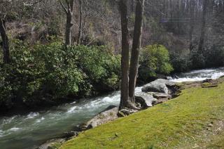 Waterfall Hideaway - Bryson City - 5