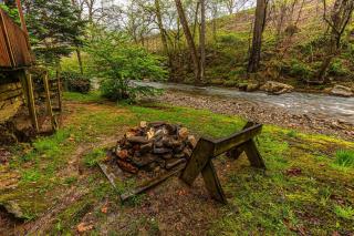 Creekside Hideaway - 2
