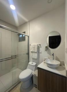 Condo Apt 3BR,2BA, 4mi from SJO Airport, Pool,Gated, Gym - Desamparados - 5