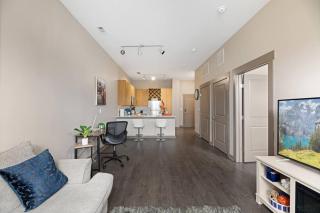 Uptown Elegance Gym, Pool, Wine - Charlotte - 2