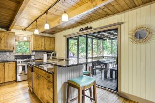 Spacious Jasper Cabin with Decks and Pool Access! - Dawsonville - 4