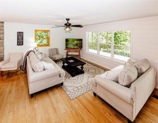 Alarka Creek Farmhouse - Bryson City - 6