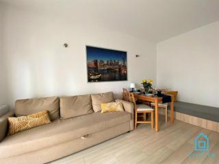 Milky Apartment with Balcony - 3 km to Baltic Sea - Danzig - 4